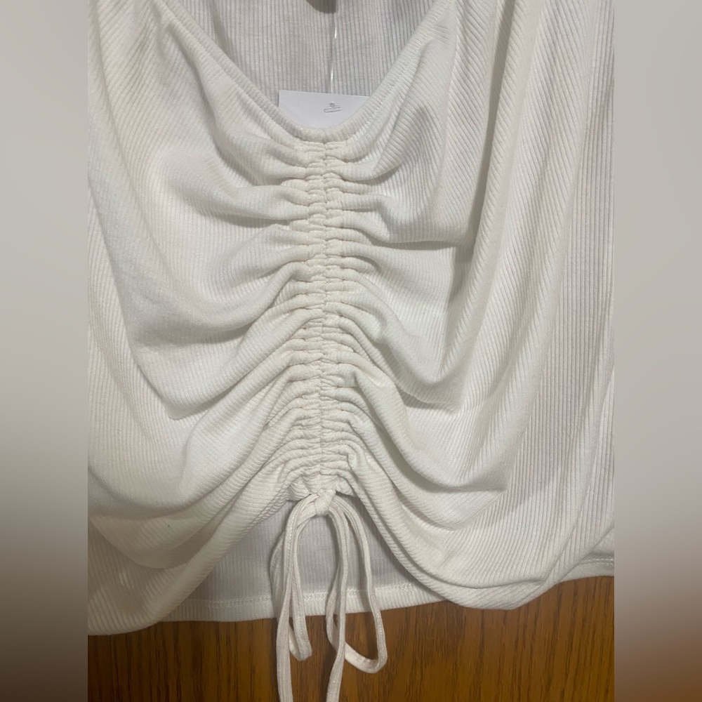 Plus Size Ruched Crop - Picture 3 of 6